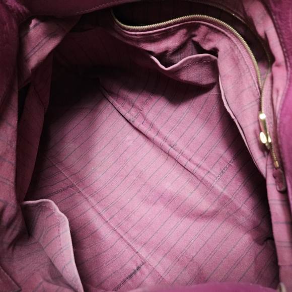 Authentic Louis Vuitton Empreinte Artsy Mm Burgundy Infini Monogram Leat… - Picture 9 of 13